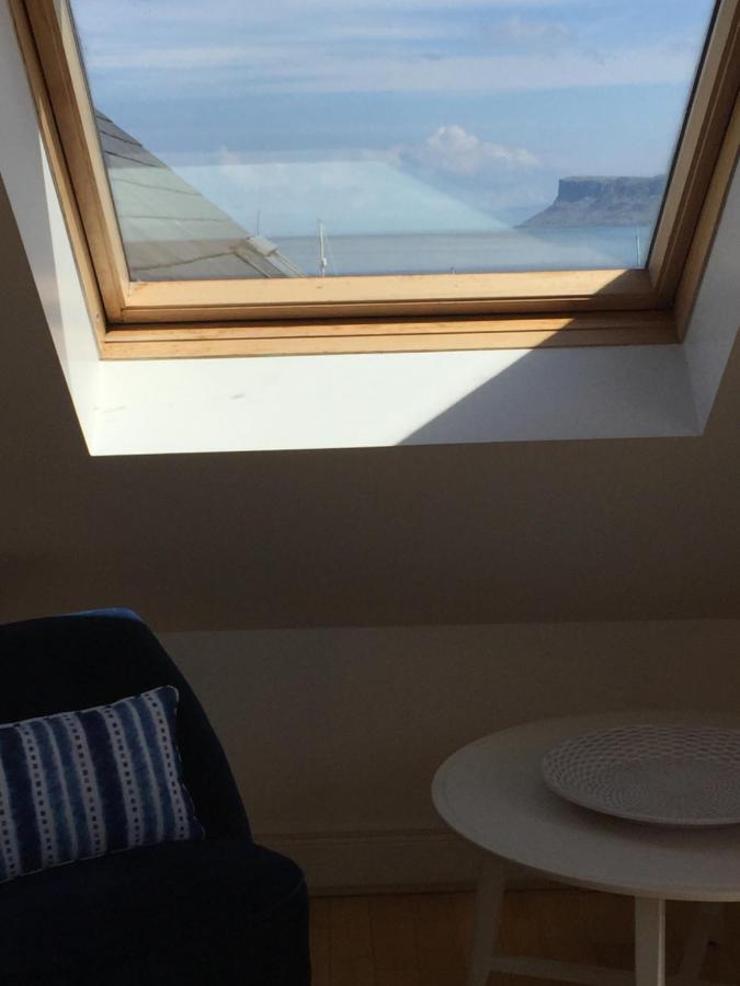Strandview Beach Apartment Ballycastle Exteriör bild